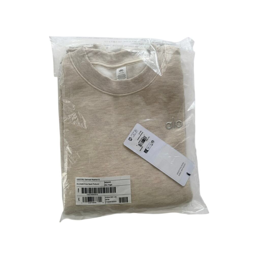 ALO Yoga Accolade Crewneck Sweatshirt Size Small NEW Oatmeal Heather - Picture 2 of 5